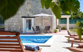 Villa Kamena with private pool